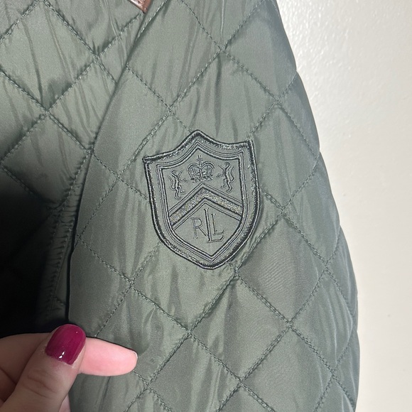 Ralph Lauren Women’s Medium Olive Green Quilted Barn Jacket - Picture 8 of 10